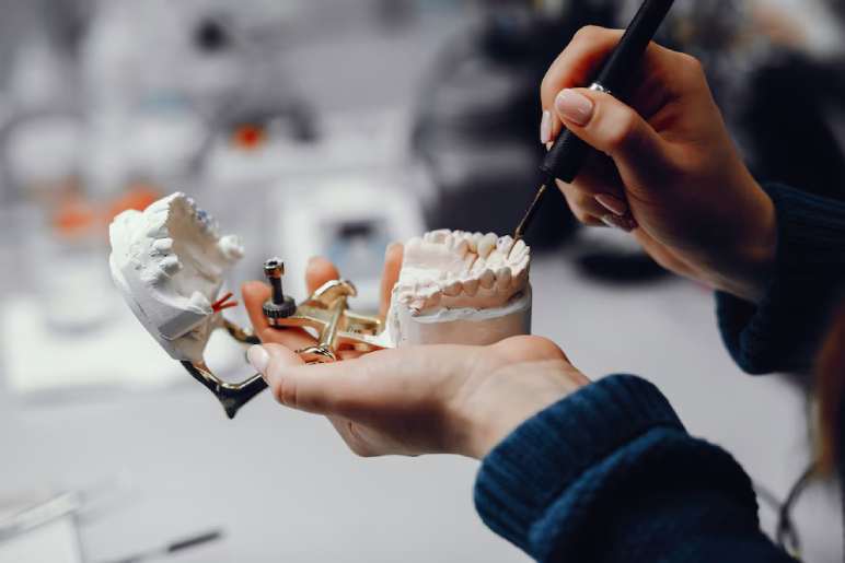 Why Choose Smile World Super Specialty Dental Clinic for Advanced Implantology?
