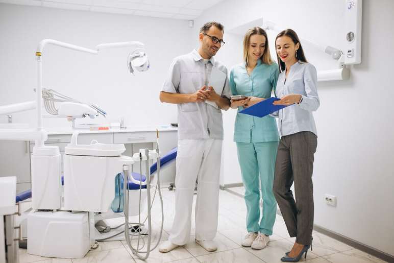 Advanced Dental Technology at Smile World Super Specialty Dental Clinic